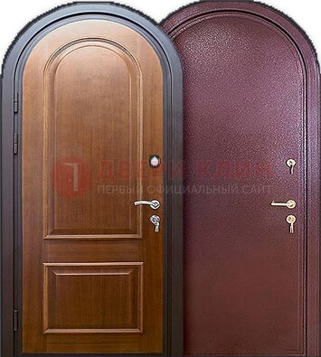Железная арочная дверь с МДФ внутри ДА-14 в Сургуте