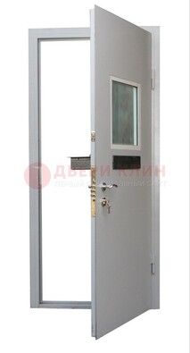 Белая металлическая дверь в кассу ДКС-1 в Сургуте