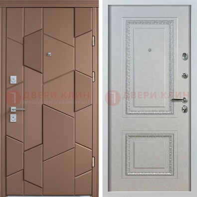 Квартирная стальная дверь с разными панелями МДФ ДМ-496 в Сургуте