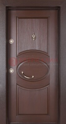 Железная дверь с массивом дуба в стиле классика ДМД-55 в Сургуте