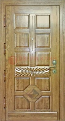 Светлая стальная дверь с массивом дуба и узором ДМД-63 в Сургуте