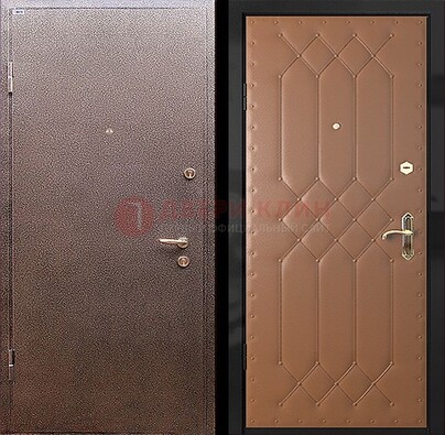 Коричневая металлическая дверь с порошковым окрасом ДП-22 в Сургуте