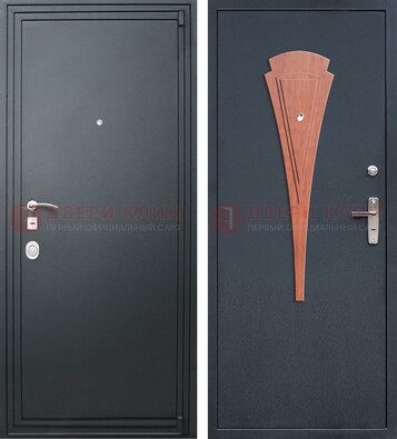 Черная железная дверь с порошковым покрытием и накладкой МДФ внутри ДП-245 в Сургуте