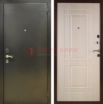 Стальная темно-серая дверь с порошковым напылением и МДФ Белый дуб ДП-277 в Сургуте