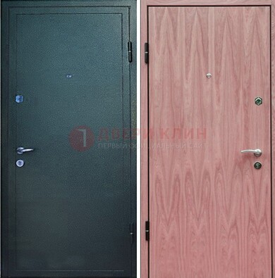 Черная входная дверь с порошковым покрытием ДП-32 в Сургуте