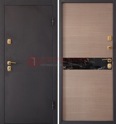 Коричневая металлическая дверь с порошковым окрасом ДП-82 в Кубинке