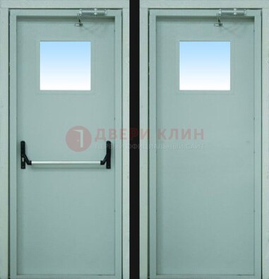 Серая металлическая противопожарная дверь со стеклянной вставкой ДПП-3 в Сургуте
