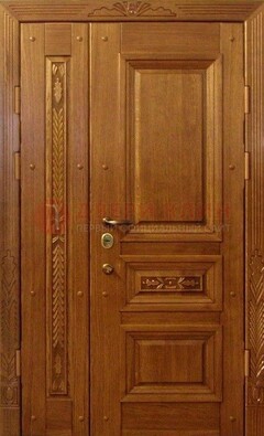 Распашная металлическая парадная дверь ДПР-62 в Сургуте