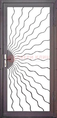 Коричневая железная решетчатая дверь ДР-8 в Сургуте