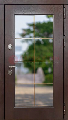 Коричневая стальная дверь со стеклом ДС-19 в Сургуте