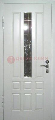 Белая металлическая дверь со стеклом ДС-1 в загородный дом в Сургуте