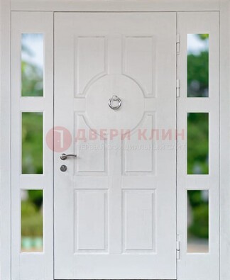 Белая стальная дверь со стеклом и фрамугами ДС-20 в Сургуте