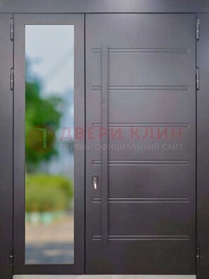 Чёрная двухстворчатая металлическая дверь со стеклом ДС-60 в Сургуте