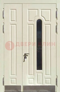 Белая двухстворчатая металлическая дверь со стеклом ДС-71 в Сургуте
