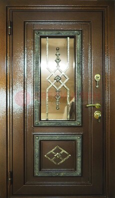 Теплая входная дверь со стеклом и ковкой разноцветной ДСК-13 в Сургуте