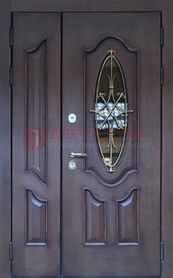 Темная металлическая дверь Винорит со стеклом и ковкой ДСК-239 в Сургуте