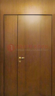 Светлая  тамбурная дверь ДТМ-22 в Сургуте