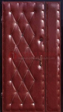 Бордовая тамбурная дверь ДТМ-25 в Сургуте