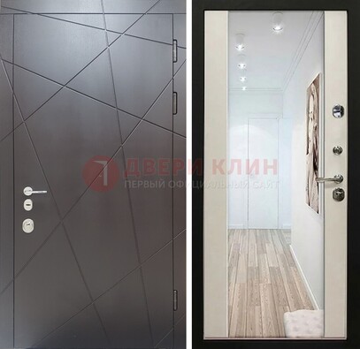 Железная коричневая дверь со светлой МДФ внутри и зеркалом ДЗ-125 в Сургуте