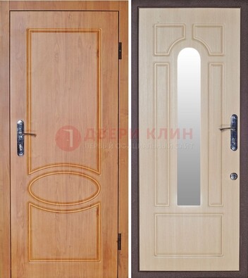 Светлая железная дверь с зеркалом ДЗ-24 в Краснознаменске