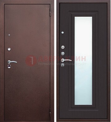 Коричневая металлическая дверь с зеркалом ДЗ-43 в Сургуте