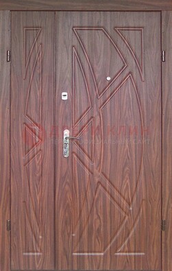 Железная тамбурная полуторная дверь с МДФ ПЛ-7 в Сургуте