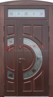 Коричневая двухстворчатая железная дверь с МДФ и витражом ВЖ-29 в Сургуте